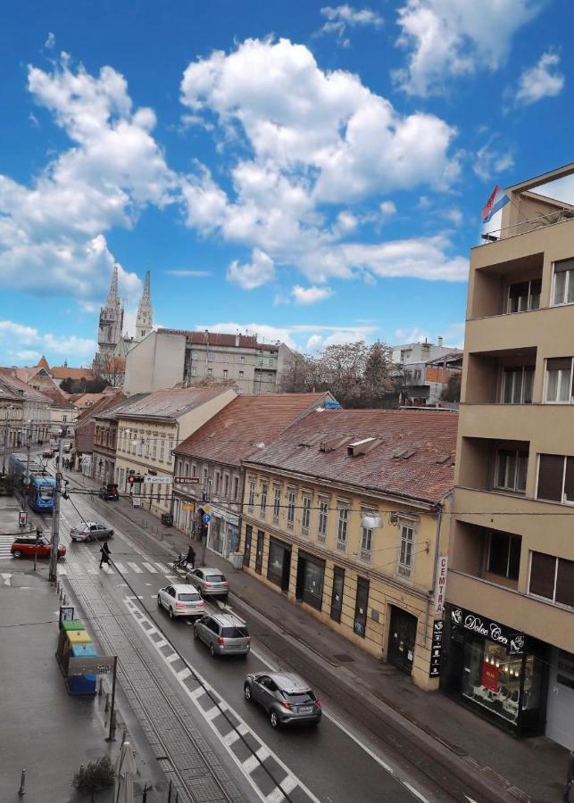 Deluxe City As Apartment - Free Parking Zagreb Buitenkant foto